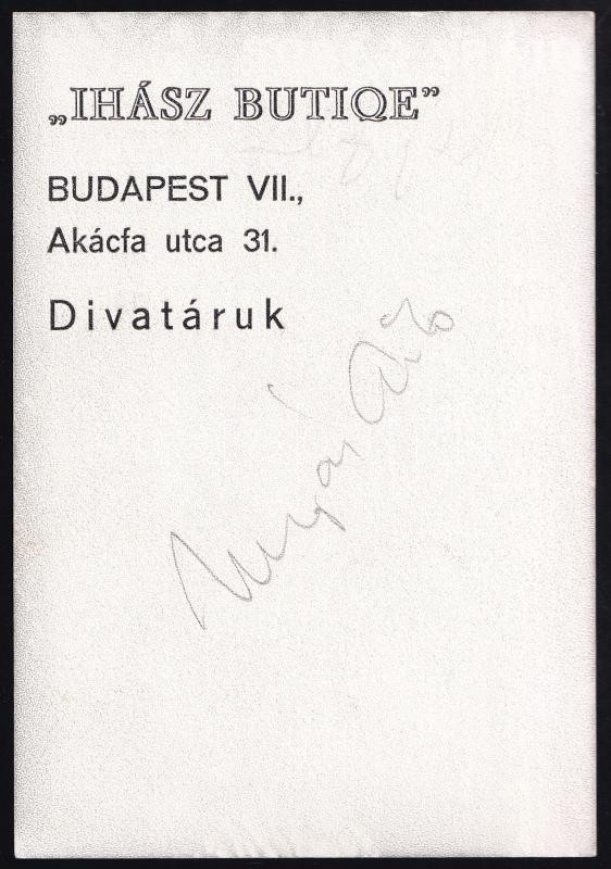 Ihász Gábor (1946-1989) dalszerző, énekes aláírása őt ábrázoló fotón - Image 2