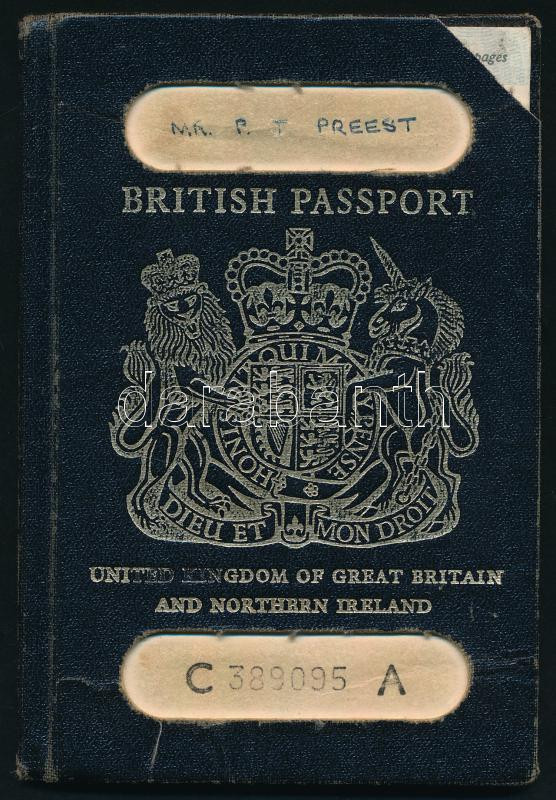 1979 Brit útlevél, német, amerikai, svéd, stb. bélyegzéssel - Image 3