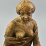 Sződy Szilárd (1878-1939): Libatömő. Égetett agyag, jelzett, kis kopásokkal, m: 25 cm - Image 2
