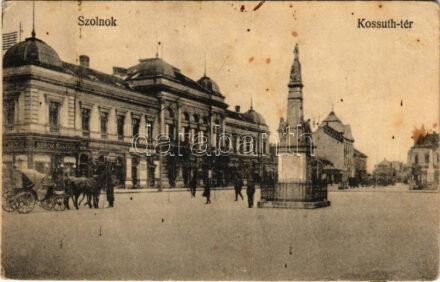 Szolnok, Kossuth tér, Sebők Sándor és Drogéria üzlete, Népbank. Vasúti levelezőlapárusítás 4799. (EK)