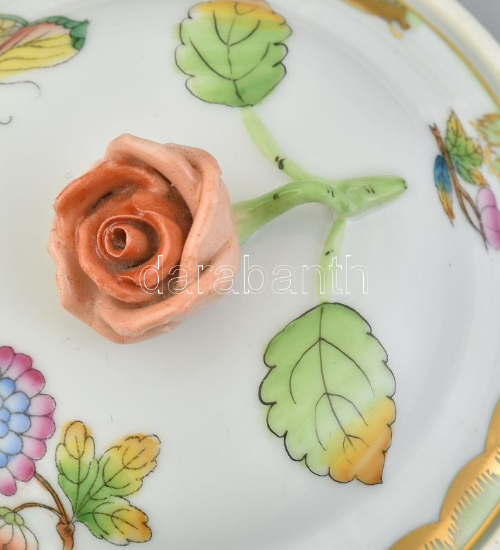 Herendi Viktória mintás bonbonier, rózsás fedéllel. Kézzel festett, jelzett, minimális kopással, d: 10,5 cm - Image 2