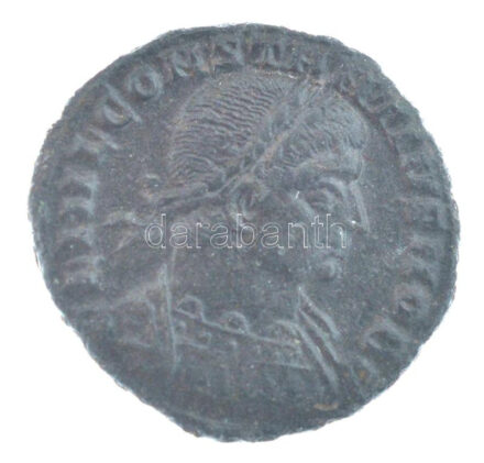 Római Birodalom / Siscia / II. Constantius 334-335. AE Follis (2,15g) T:1-,2 Roman Empire / Siscia / Constantius II 334-335. AE Follis 'FL IVL CONSTANTIVS NOB C / GLOR-IA EXERC-ITVS - dot delta SIS dot' (2,15g) C:AU,XF RIC VII 237.