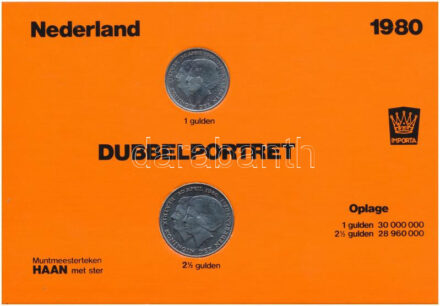 Hollandia 1980. 1G Ni + 2 1/2G Ni 'Az új királynő beiktatása' forgalmi emlékérmék narancssárga karton díszlapon T:1-,2 Netherlands 1980. 1 Gulden Ni + 2 1/2 Gulden Ni 'Investiture of New Queen' circulating commemorative coins on orange
