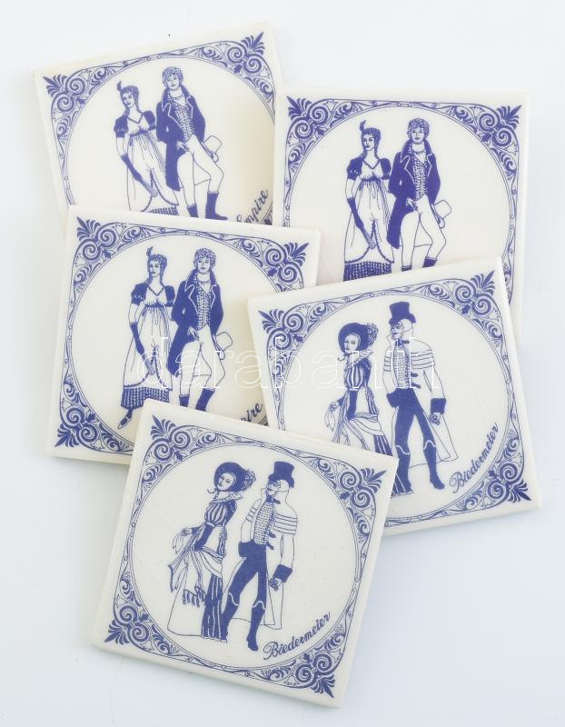 Jelzés nélkül: 5 db csempekép. Mázrepedésekkel, 7,5x7,5cm