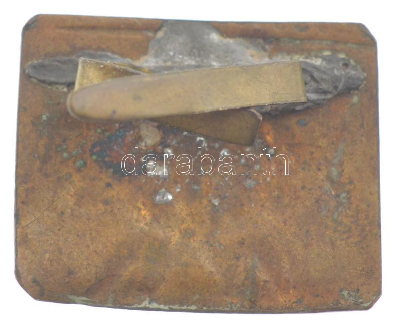 DN 'MT (Mária Terézia)' feliratos zománcozott bronz iskolajelvény vagy sapkajelvény (18x23mm) T:2 zománchiba - Image 2