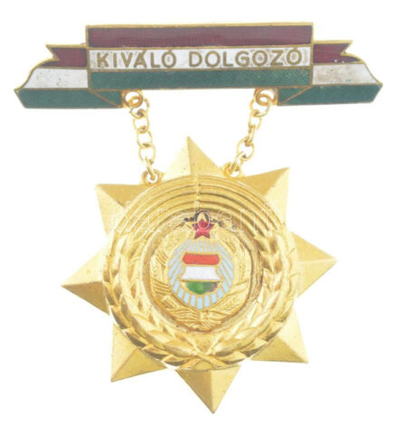 ~1965. 'Kiváló Dolgozó' aranyozott, részben zománcozott fém kitüntetés, 'A 'Mezőgazdaság Kiváló Dolgozója' kitüntetésnek tűnik, de egyszerűen csak 'Kiváló Dolgozó' felirattal T:2