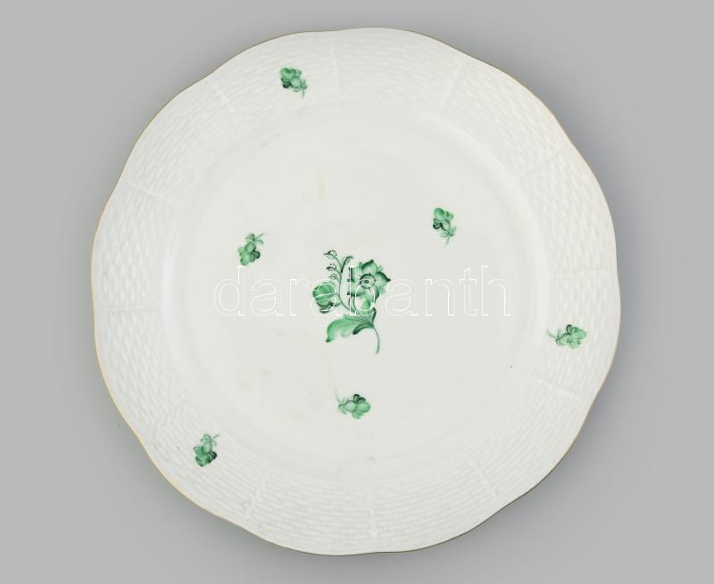 Herendi zöld virágmintás lapostányér, jelzett, kis kopásokkal, d: 25,5 cm