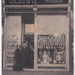 Kolozsvár, Cluj; Bernát papíros áruháza, modern levélpapírok és irodaberendezések üzlete, kő és könyvnyomdai munkák. Fő tér 29. / book printing shop (Rb)