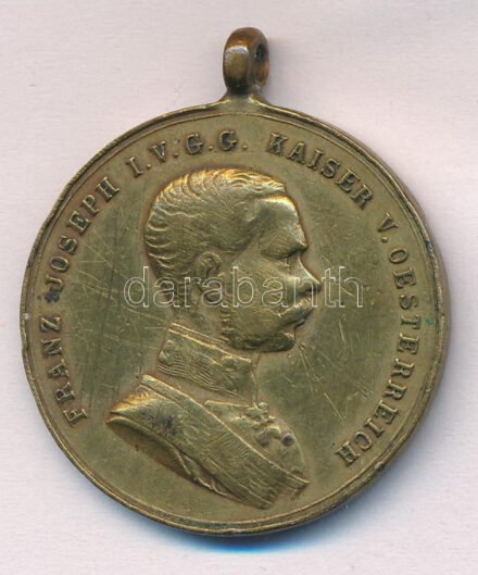 1914. 'Ferenc József Bronz Vitézségi Érem / Der Tapferkeit' bronz kitüntetés mellszalag nélkül. Szign.: Tautenhayn T:2 ph. Hungary 1914. 'Bronze Gallantry Medal (Der Tapferkeit)' bronze decoration without ribbon Sign.:Tautenhayn C:XF NMK