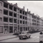 1965 Baross utca új épület utcakép - Sajtófotó Novotta Ferenc 18x13 cm
