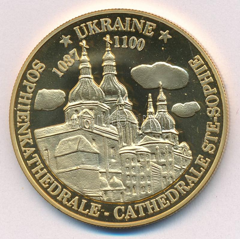 Oroszország DN (1991) 'Független Államok Közössége - Ukrajna / Szent Szófia-székesegyház' kétoldalas aranyozott Cu-Ni emlékérem (40mm) T:1 (PP) kis karc Russia ND (1991) 'Commonwealth of Independent States - Ukraine / St. Sophia's - Image 2