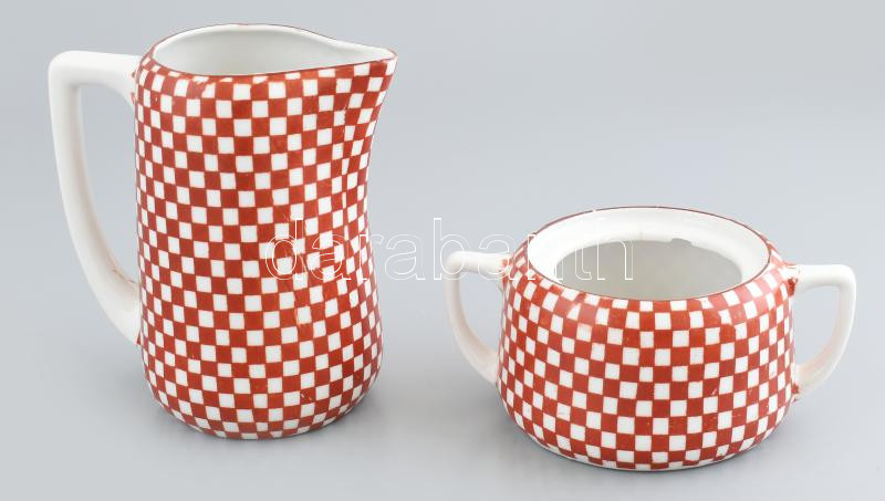 Tejkiöntő, cukortartó fedél nélkül, jelzett, kopott, m: 6,5-13,5 cm