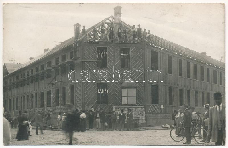 Nagyszeben, Hermannstadt, Sibiu (?); építkezés / house construction. photo