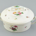 Bécs 1839 ragu tál, kézzel festett porcelán, kopott, m: 13 cm, d: 26 cm