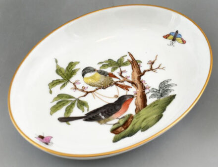 Herendi Rothschild porcelán tálka kézzel festett jelzett apró kopásnyomokkal, 9x12x2 cm