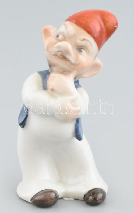 Herendi törpe, a Hófehérke sorozatból, kézzel festett porcelán, jelzett, hibátlan, m: 7 cm
