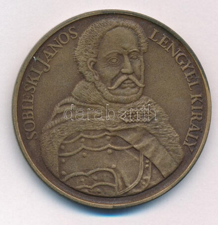 1983. 'Sobieski János lengyel király / Szécsény visszafoglalása emlékére 1683-1983' kétoldalas bronz emlékérem (42,5mm) T:1-