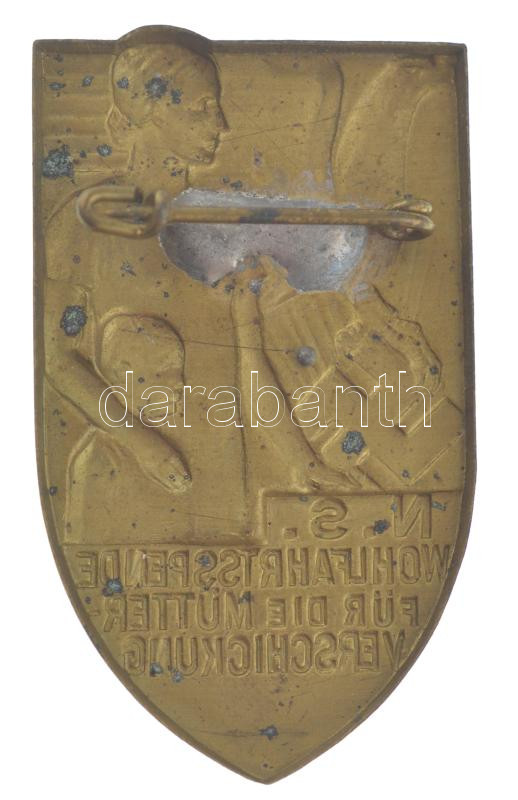 Német Harmadik birodalom ~1940. 'Jótékonysági adomány a dolgozó anyáknak' bronzlemez kitűző (40x25mm) T:1- German Third Empire ~1940. 'Charitable donation to working mothers' bronze plate badge (40x25mm) C:AU - Image 2