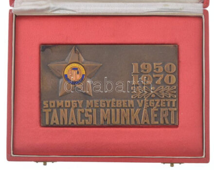 1970. 'Somogy Megyében Végzett Tanácsi Munkáért 1950-1970' részben zománcozott bronz plakett, eredeti tokban (67x103mm) T:1-