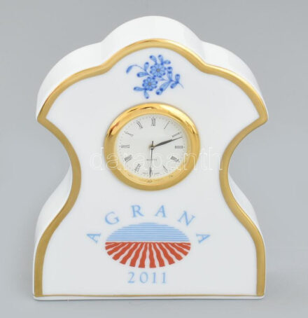 Herendi kék Apponyi mintás asztali óra, 'Agrana 2011' matricás felirattal/logóval. Kézzel festett, jelzett, hibátlan, eredeti dobozában, m: 11 cm