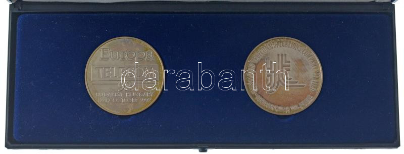 Lebó Ferenc (1960-) 1992. 'Hungarian Telecommunications Company Limited / Budapest Lánchíd' + 'Europa Telecom, 1992.október 12-17 / Hősök Tere' Ag emlékérem pár műanyag dísztokban (31,3g és 31,3g/0.925/42,5mm) T:1- (PP) patina, - Image 2