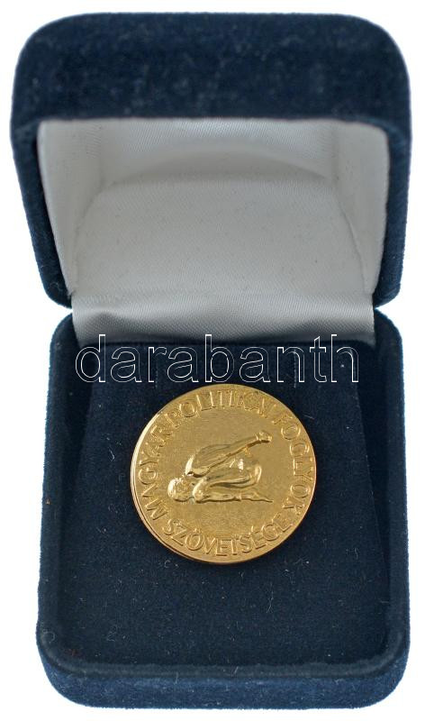 DN 'Magyar Politikai Foglyok Szövetsége fém jelvény eredeti tokban (26mm) T:1