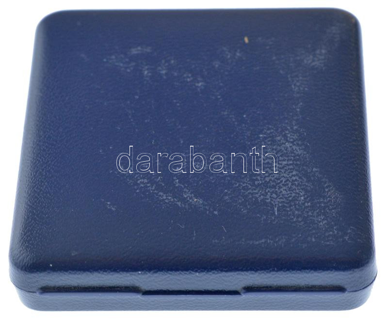 1998. '1848-1849 A forradalom és szabadságharc 150. évfordulójára' kétoldalas Ag emlékérem kopottas dísztokban, sorszámozott tanúsítvánnyal '000127' (31,1g/0.925/42,5mm) T:PP - Image 3