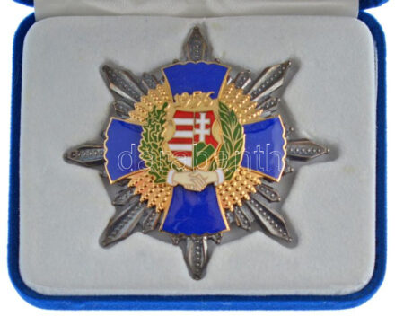 DN '1956 - Igazolt Magyar Szabadságharcos Szövetség Érdemcsillag II. osztály' aranyozott, ezüstözött, rátétes, zománcozott kitüntetés, '002' sorszámmal dísztokban (71x71mm) T:1