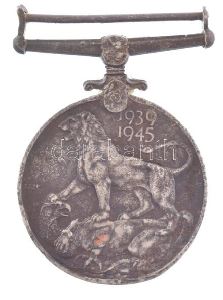 Nagy-Britannia 1945. 'Háborús Kitüntetés' ezüstözött Cu replika T:2 Great Britain 1945. 'War Medal' silver-plated Cu replica C:XF