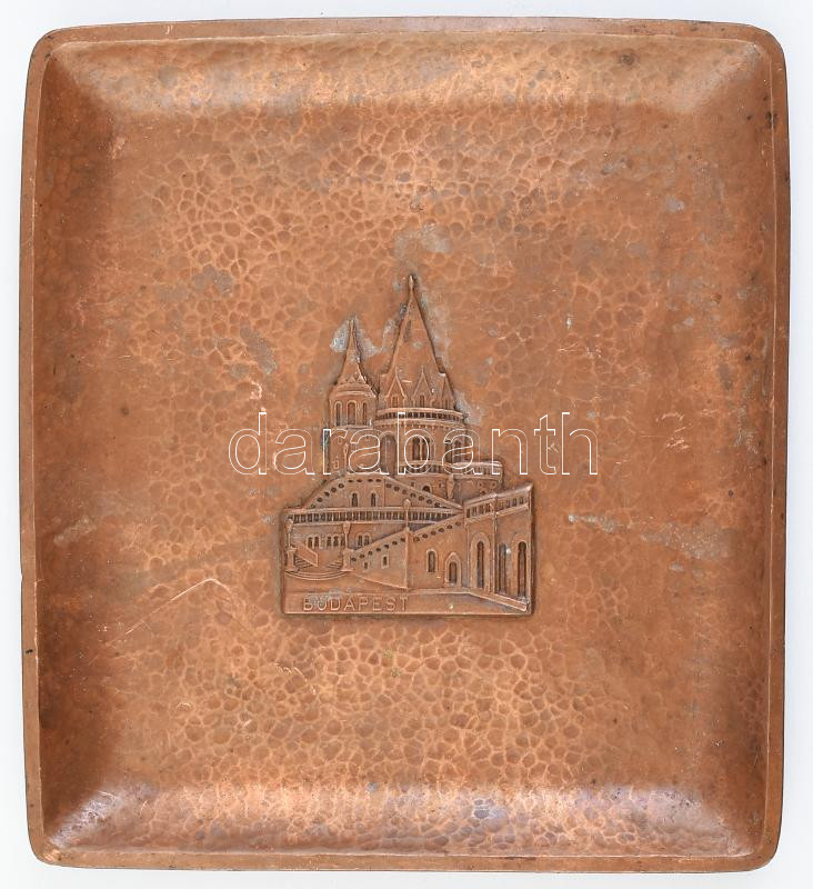 Budapest réz falitál, kopásokkal, 19x17,5 cm