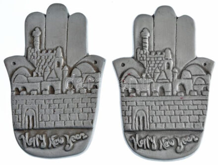Izrael DN 'TEVA / Jeruzsálem BÚÉK' kétoldalas alumínium emlékplakett (2x) (138x90mm) T:1- Israel ND 'TEVA / Jerusalem Happy New Year' two-sided Al commemorative plaque (2x) (138x90mm) C:AU