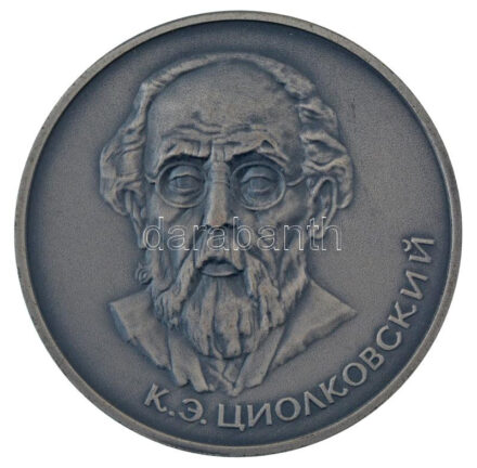 Szovjetunió ~1981. 'Csajkovszkij' kétoldalas ezüstpatinázott bronz emlékérem a szovjet-mongol űrprogram emlékére (60mm) T:1-