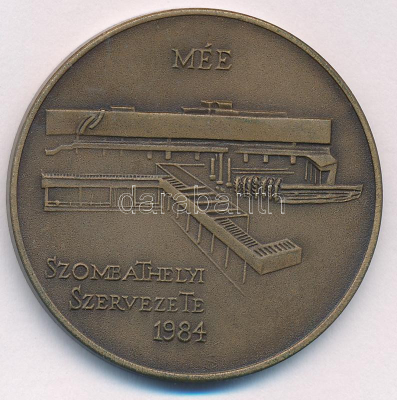 Kiss Sándor (1925-1999) 1984. 'Derkovits Gyula 1894-1984 / MÉE Szombathelyi Szervezete' kétoldalas bronz emlékérem (42,5mm) T:1 Adamo SH5 - Image 2