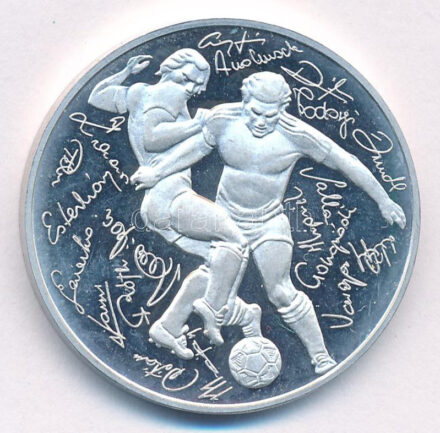 Bognár György (1944-) 1986. 'Labdarúgó Világbajnokság Mexikó' Al emlékérem (32mm) T:PP