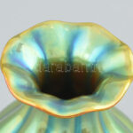 Zsolnay zöld eozin mázas paradicsom váza, jelzett, kis kopásnyomokkal, m: 11,5 cm - Image 2