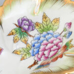 Herendi porcelán Viktória mintás leveles tálka, kézzel festett, jelzett, hibátlan, 15×8,5 cm - Image 2