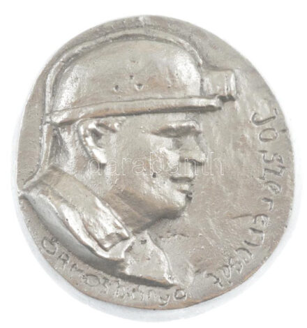 DN 'Jó szerencsét - Ormosbánya' egyoldalas, öntött Al bányász emlékplakett (~93-99mm) T:2 hátoldalon ragasztónyom