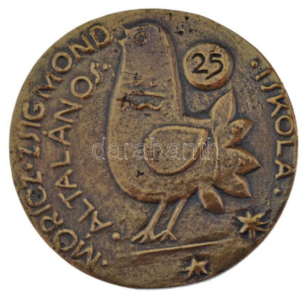 DN 'Móricz Zsigmond Általános Iskola' egyoldalas bronz emlékérem (65mm) T:2