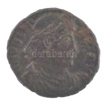 Római Birodalom / Siscia / Valens 364-367. AE3 (2,33g) T:2- Roman Empire / Siscia / Valens 364-367. AE3 'DN VALEN-S PF AVG / SECVRITAS REIPVBLICAE - star P S - ASISC' (2,33g) C:VF