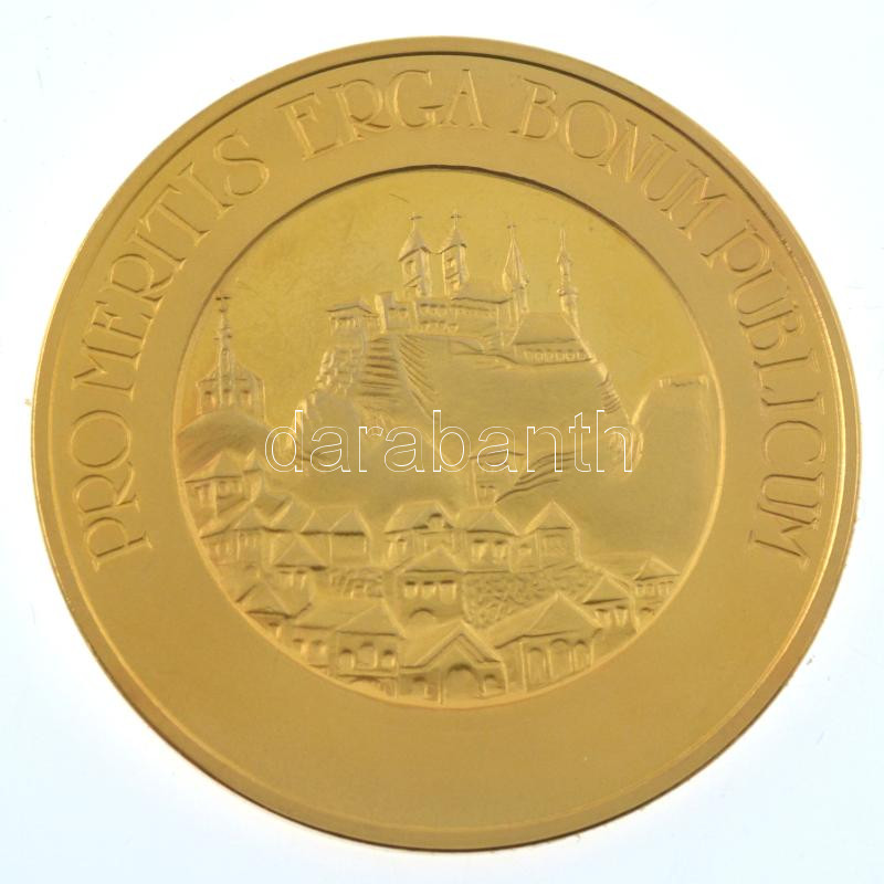 Lugossy László (1944-) DN 'Veszprém a királynék városa / Sigillum Civitatis Vesprimensis' aranyozott fém emlékérem, eredeti tokban (42,5mm) T:1- (PP) - Image 2
