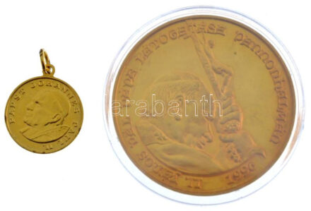 Bognár György (1944-) 1996. 'II. János Pál pápa látogatása Pannonhalmán' aranyozott fém emlékérem (42,5mm) + DN 'II. János Pál' német nyelvű aranyozott fém medál (18mm) T:PP,1-