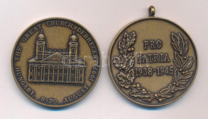 1997. 'Debreceni Nagytemplom' bronz emlékérem + DN 'Pro Patria 1938-1945' bronz érem füllel (42,5mm) T:1-