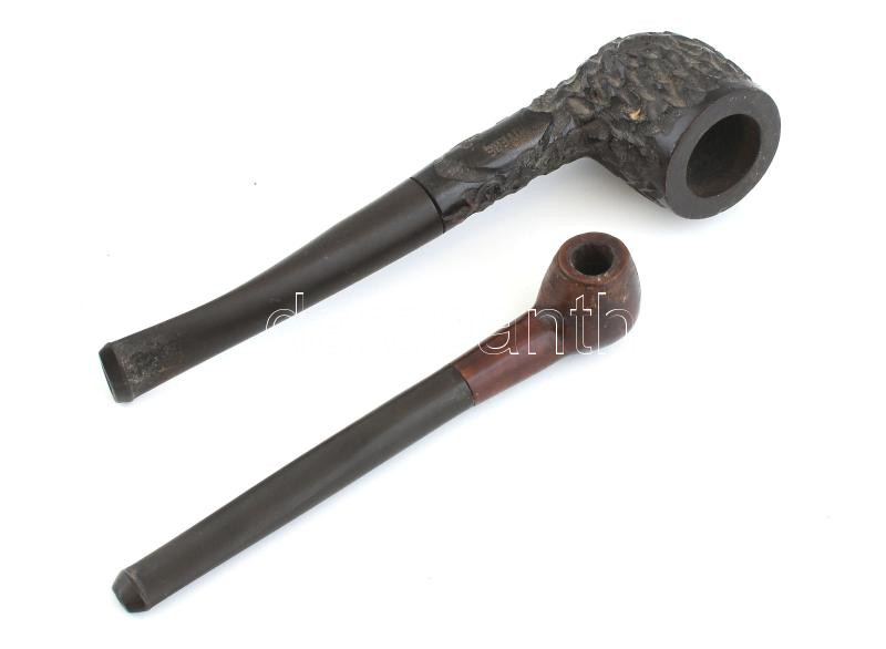 2db régi pipa, jelzett, kopott, h: 12-15 cm
