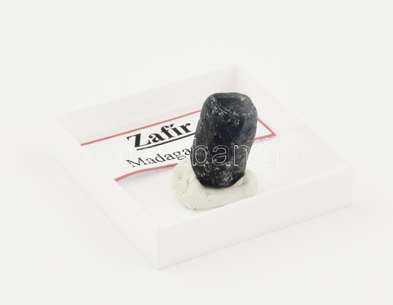 Madagaszkári nyers zafír, 7,53 cts