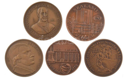 5 darabos bronz emlékérem tétel, közte 'Magyar Éremgyűjtők Szombathelyi csoportja', '1566 Szigetvár', 'Szabolcs Szatmár megyei Idegenforgalmi hivatal', 'Bessenyei György', 'Szalámi Szeged' (~42mm) T:1-