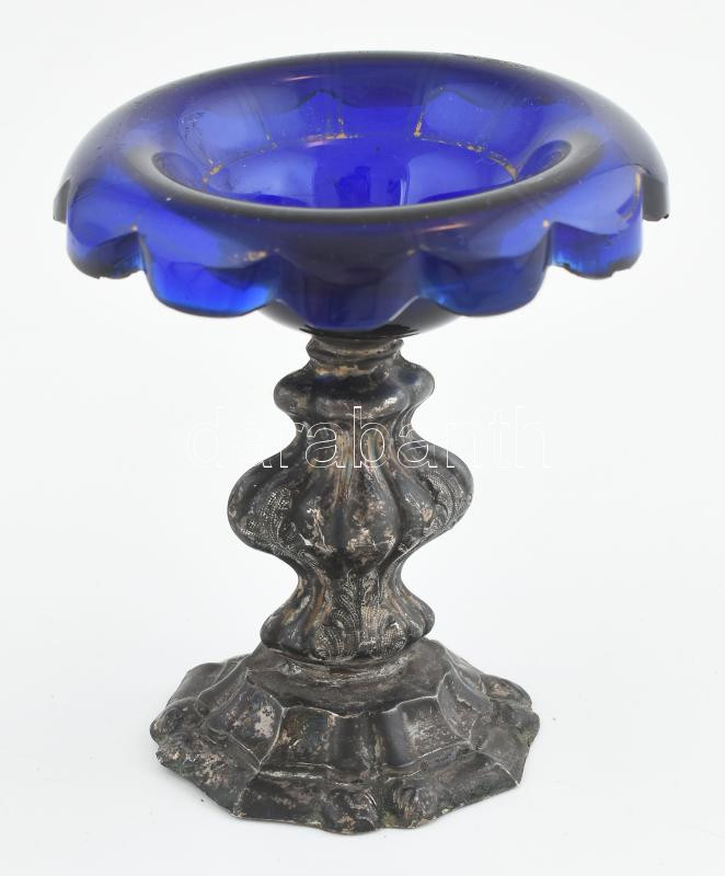 Biedermeier kínáló, üveg, fém talppal, törött, kopott, sérült, üvegen csorbák, m: 10 cm