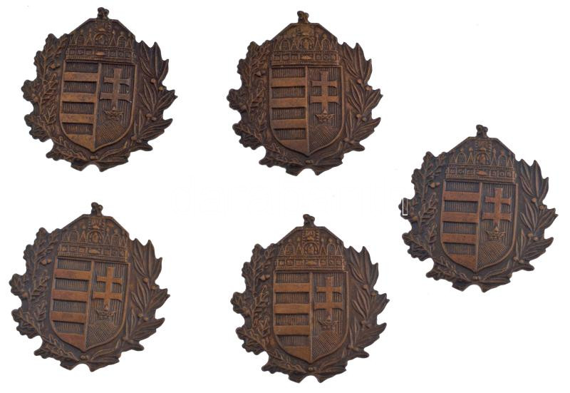 ~1990. 'Babér- és tölgykoszorúk által határolt koronás magyar címer' bronz emlékérem, hátoldalán felfüggesztéshez rögzítőpontok (5x) (46x49mm) T:1-