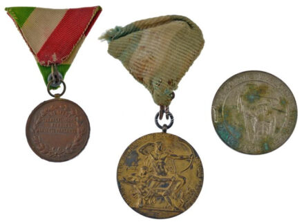 Madarassy Walter (1909-1994) 1930. 'Budapest IV. Kerületi Bulcsu Polgári Lövész Egyesület' aranyozott bronz díjérem mellszalagon (40mm) + 1939. 'Pénzintézeti Központ Tisztviselőinek Sportegyesülete' kétoldalas ezüstözött bronz