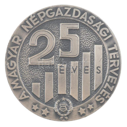 1972. '25 éves a magyar népgazdasági tervezés 1947-1972' ezüstözött fém plakett dísztokban (60mm) T:1-