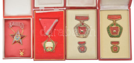 ~1970-1980. 'Szocialista Brigád - A Vállalat Kiváló Brigádja + Szakma Kiváló Brigádja' 2xklf kitüntető jelvény miniatűrrel, eredeti tokban (egyik tok sérült) + 'Kiváló Munkáért' aranyozott, rátétes, műgyantás kitüntetés